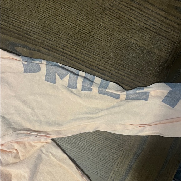 American Eagle Outfitters Peach Graphic Long Sleeve Tee - Picture 4 of 4